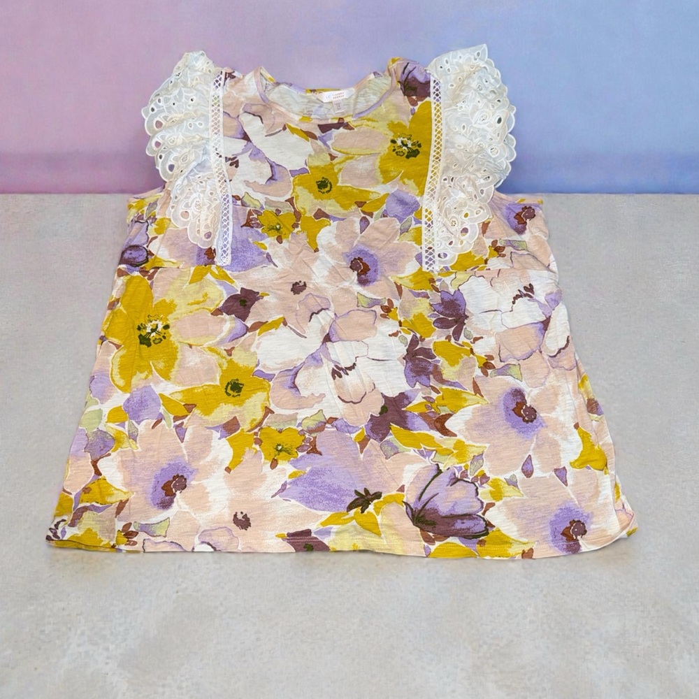 Floral Sleeveless Top with Lace Ruffles Womens (1X)